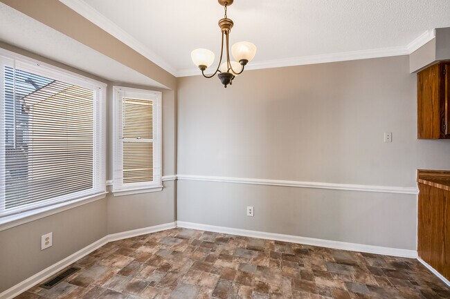 Photo - 2039 Trexler Ct