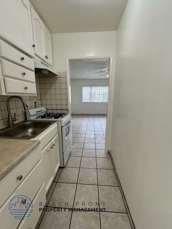 1495 W. 29th St.