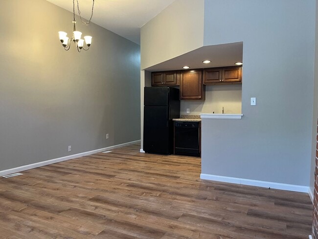 Photo - 2 Bedroom/1 Bath in Soulard - Washer+Dryer in Unit! Unidad 2405 1FL