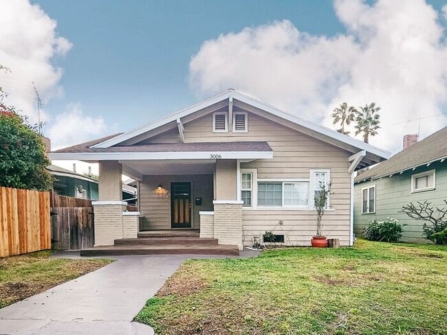 New Listing! - New Listing! House