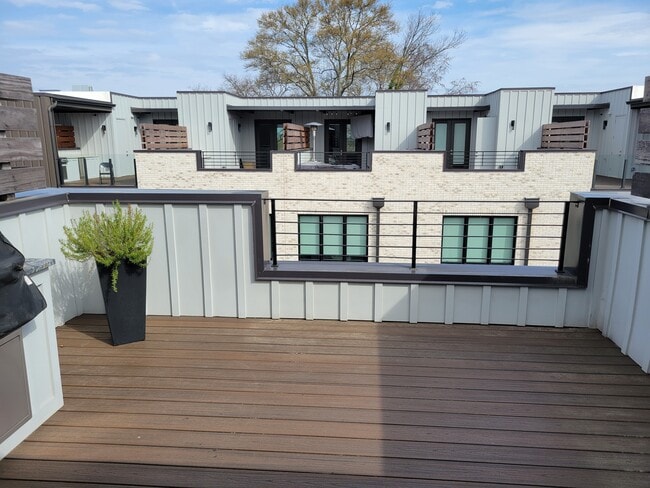 Photo - 117 City View Ct NE