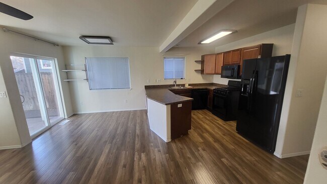 Photo - 1383 SW 27th St Unidad 1385