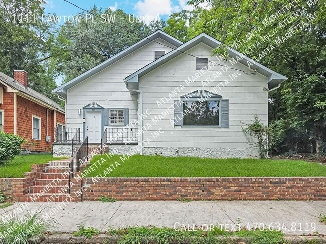Building Photo - 1111 Lawton Pl SW Unit A Rental