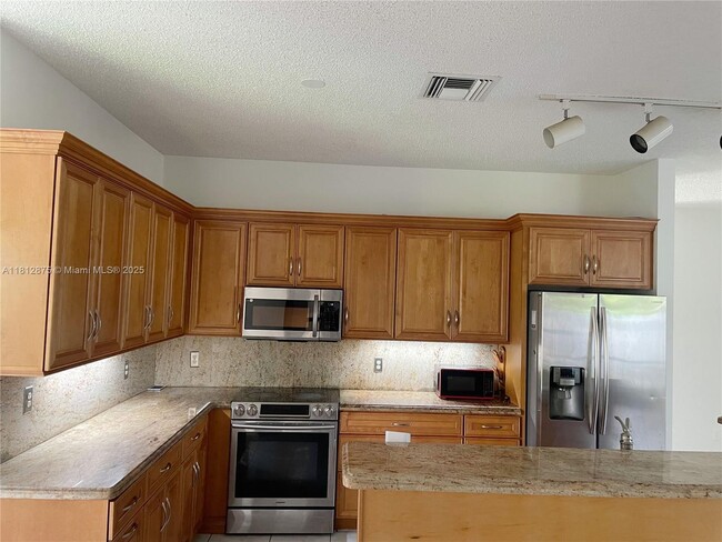 Photo - 1320 NW 185th Ave House