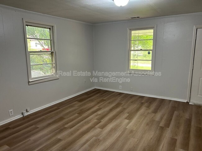 Photo - 56 5th St