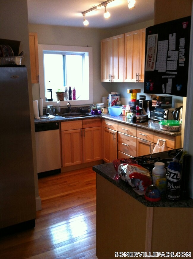 Photo - 10 Evergreen Ave Unit 3