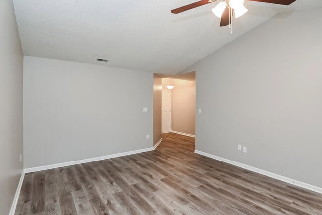 Photo - 5604 Lyford Ct