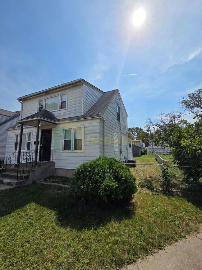 Building Photo - Modern & Spacious 4BR/3BA Home – Move-In R...