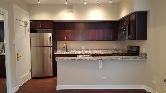 Photo - 432 W Belmont Ave Unidad 102