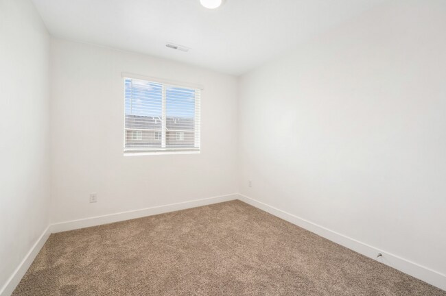 Photo - 3-Bedroom Home in Prime Lehi Location