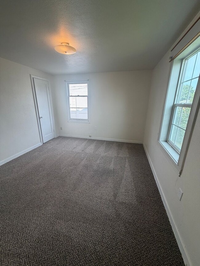 Photo - 2211 W Olympic Ave