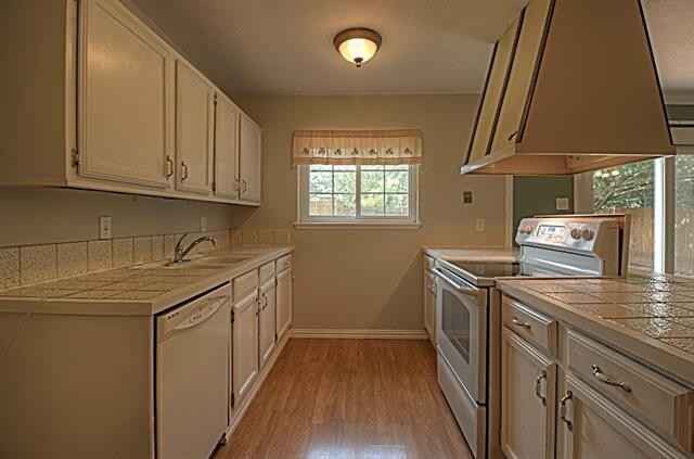 Photo - 6900 Glendale Dr