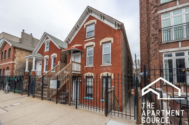 Photo - 1624 W Beach Ave Unidad 2R