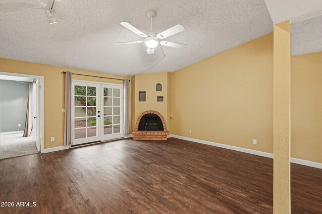 Photo - 4323 N 29th Pl