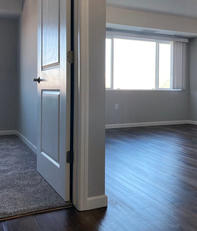 Photo - Belle Court Apartments