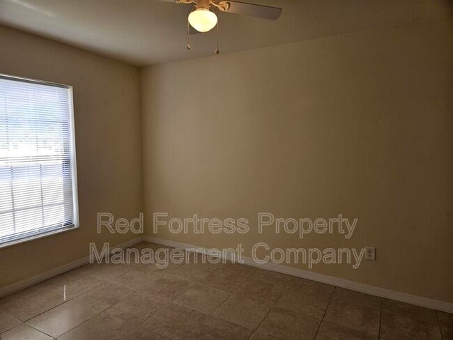 Photo - 542 SE 6th Pl