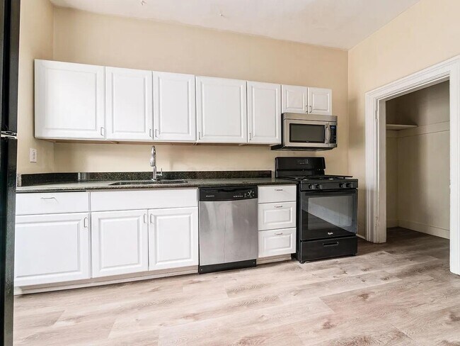 Photo - 41 King Ave Unit #D