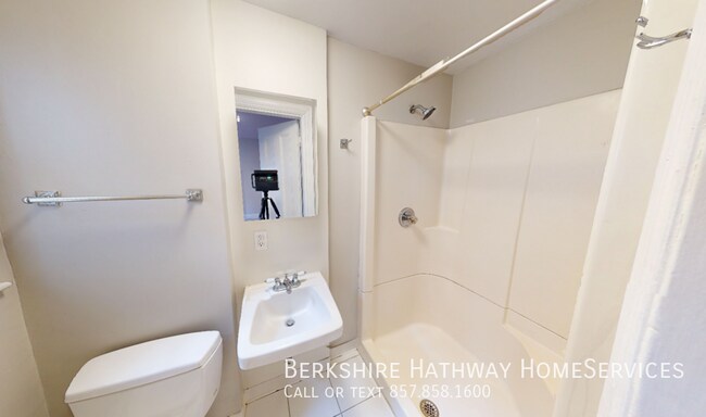 Photo - 60 Dana St Unit 8