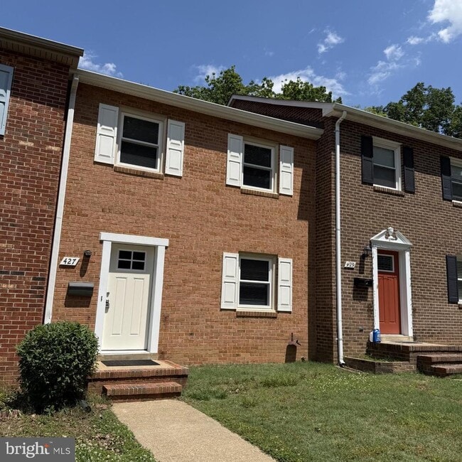 Photo - 427 Ridgemore St Townhome