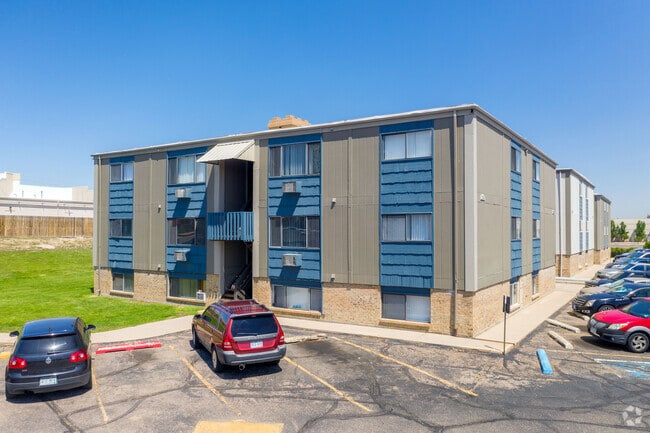 Pines at Southmoor Apartments