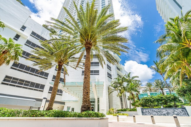 Photo - 4391 Collins Ave Unit SI ID1540521P