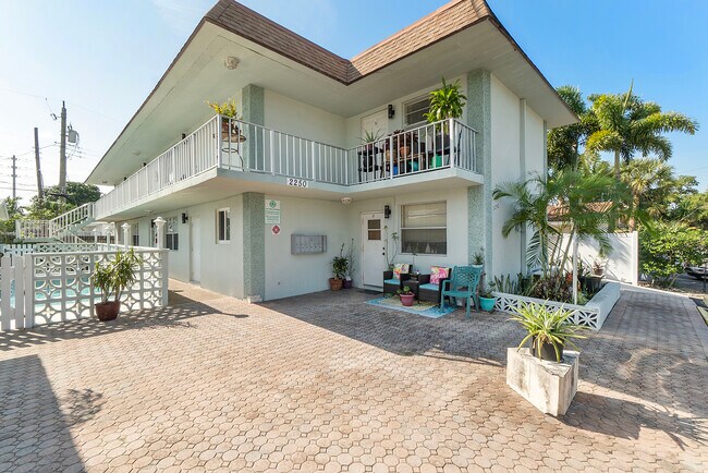 Photo - 2250 SE 5th St