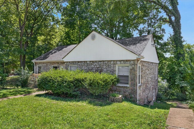 108 Madison Terrace Ct Unit 108B