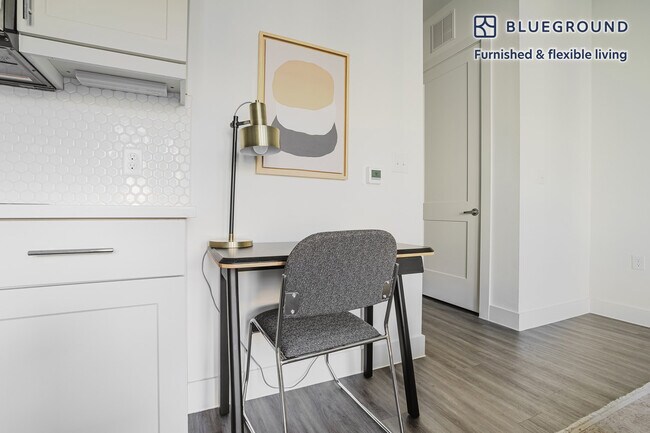 Photo - 212 W Highland Mall Blvd Unidad FL3-ID275