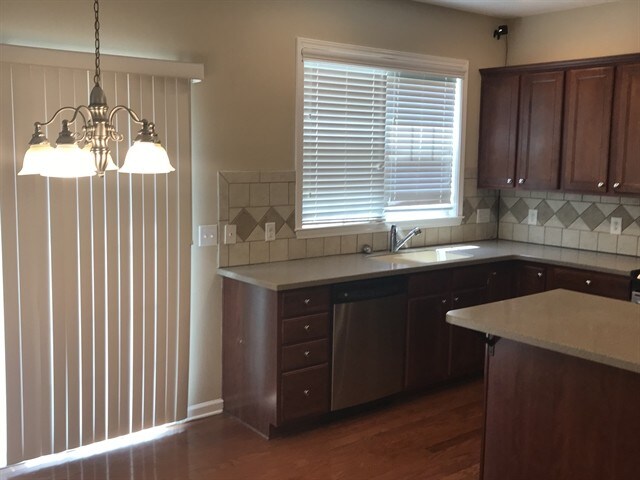 Photo - 811 Greenwood Crossing