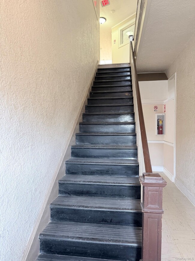 Photo - 3 Hillside Ave Unit 1