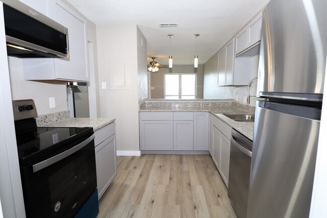 Photo - 4820 Delwood St