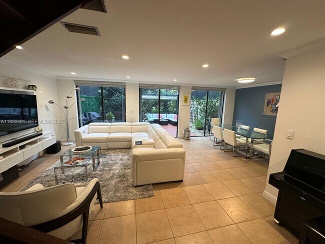 Photo - 9805 Costa Del Sol Blvd