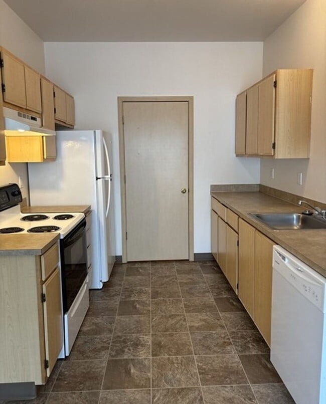 Photo - 955-995 Church St Unit 995