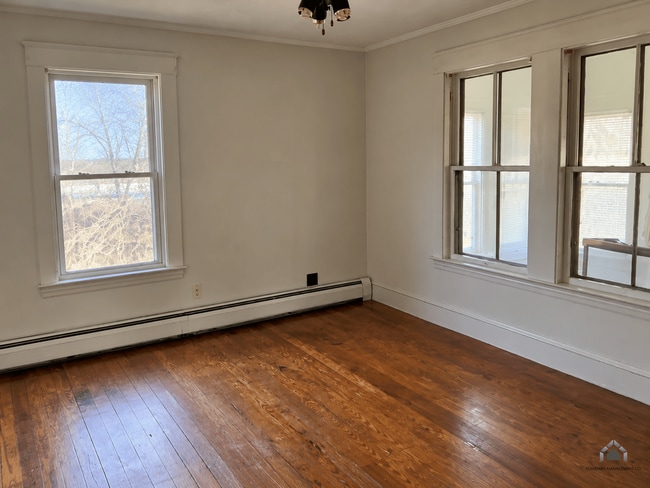 4 Oakhill Terrace Unit 2