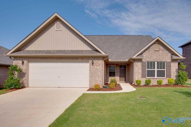 Photo - 314 Fenrose Dr House
