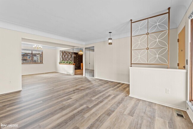 Photo - 11050 Irene Ave