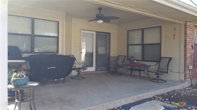 Photo - 329 Paisano St Casa