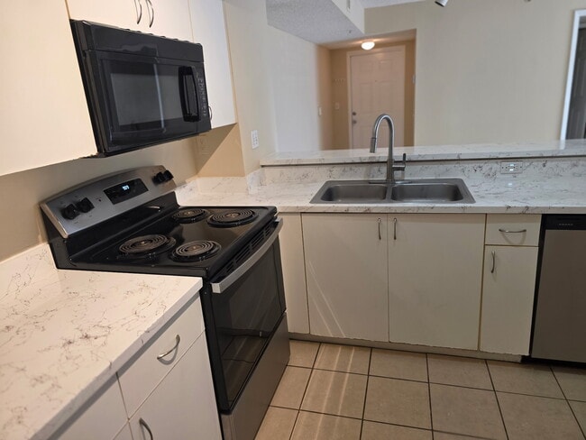 Building Photo - 3874 Lyons Rd