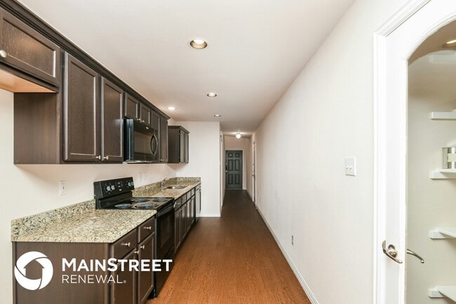 Photo - 10633 Many Oaks Dr