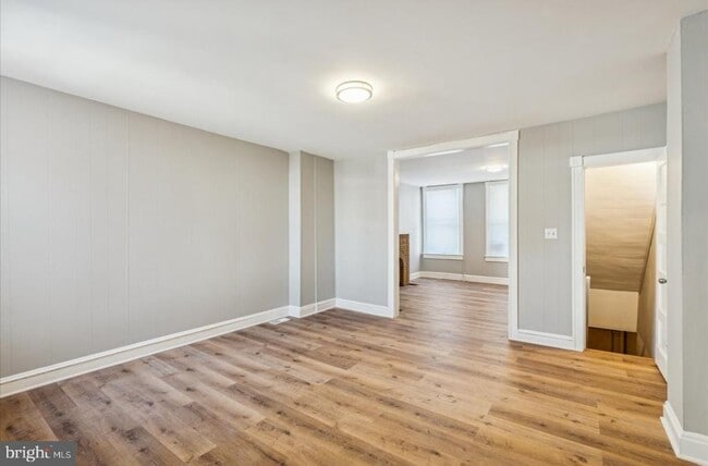 Photo - 30 N Abington Ave