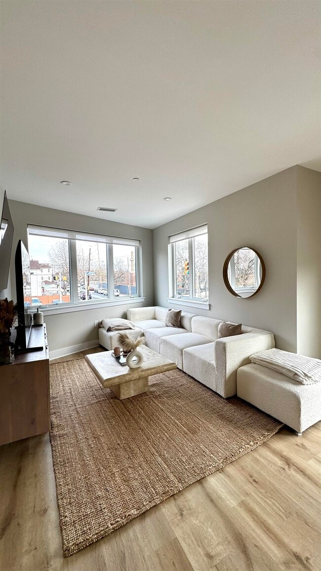 Photo - 203-205 Randolph Ave Unit# 101 Unit # 101