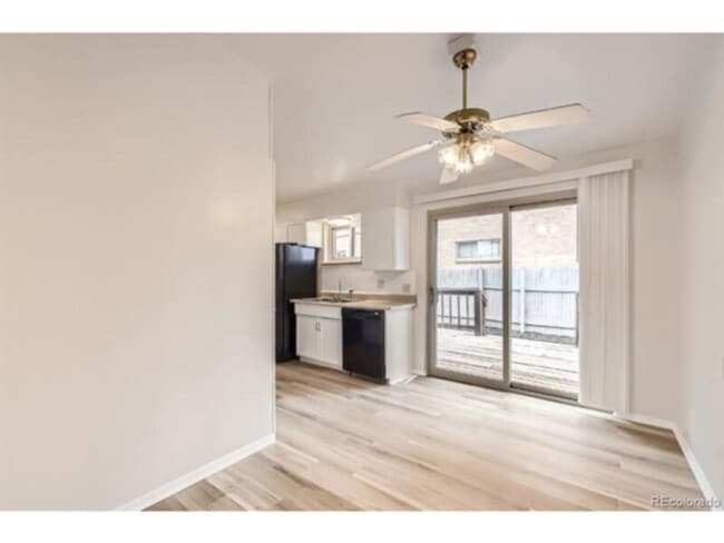 Photo - 4585 E Yale Ave