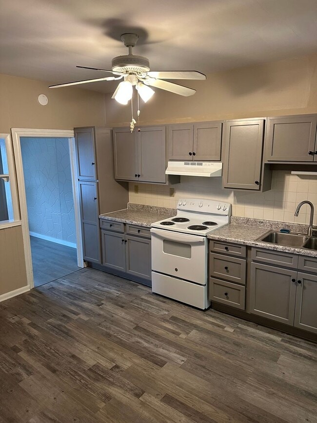 Photo - Two Bedroom Row Home for Rent