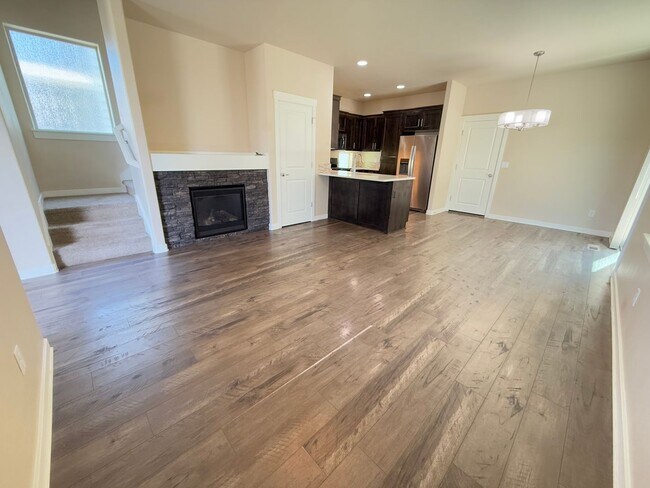 Photo - 3 Bed/2.5 Bath Single Family Home in SW Re...