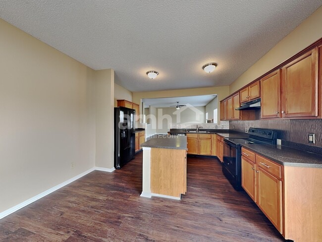 936 Shenandoah Way