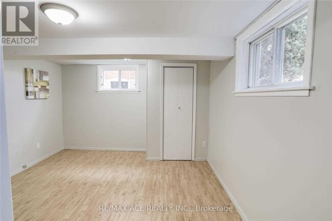 Photo - 6 Strode Dr