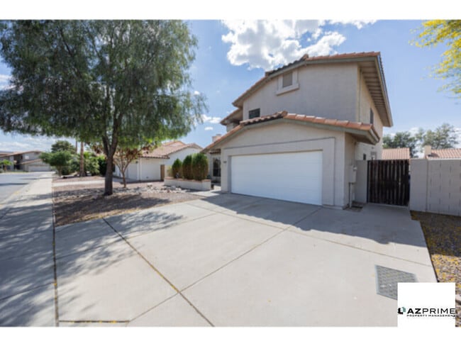 Building Photo - Stylish 5/3 Avondale House - Comfort & Convenience!