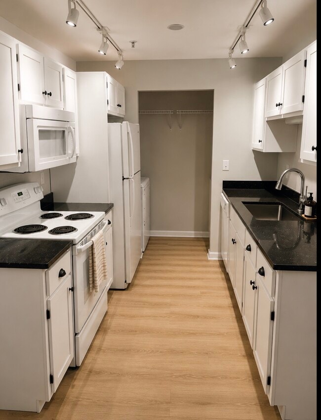 Photo - 219 Hildred Dr