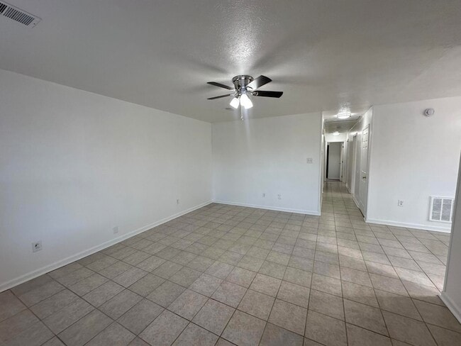 Photo - 1715 Gerald Dr