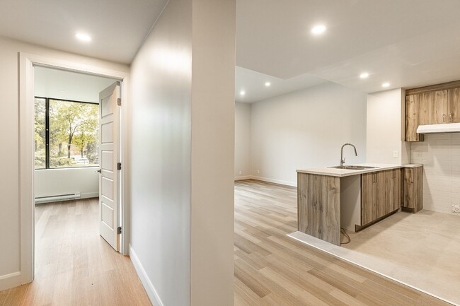 Photo - 60 Rue Berlioz Unit 101